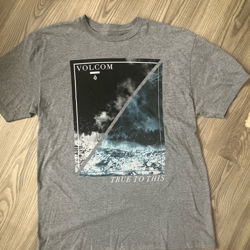Volcom Mens Large T-shirt